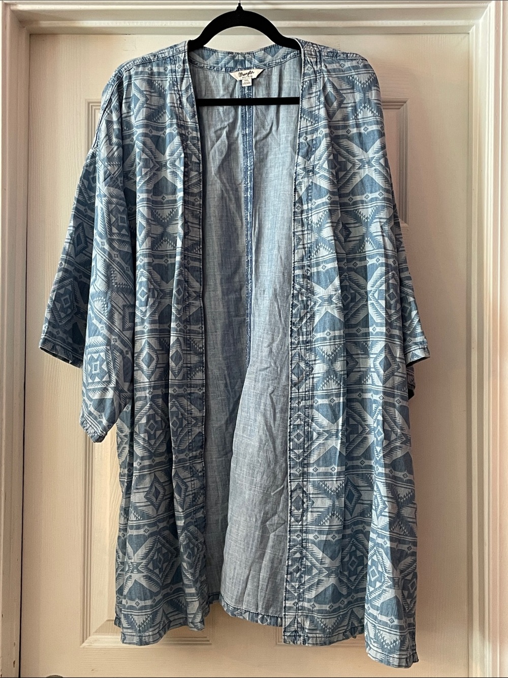 Wrangler Blue Patterned Casual Button-Down Shirt